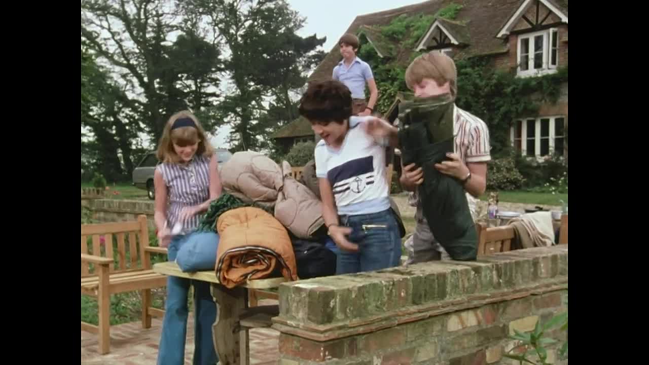 Five go off to Camp -Part 1 S01E07 (1970)
