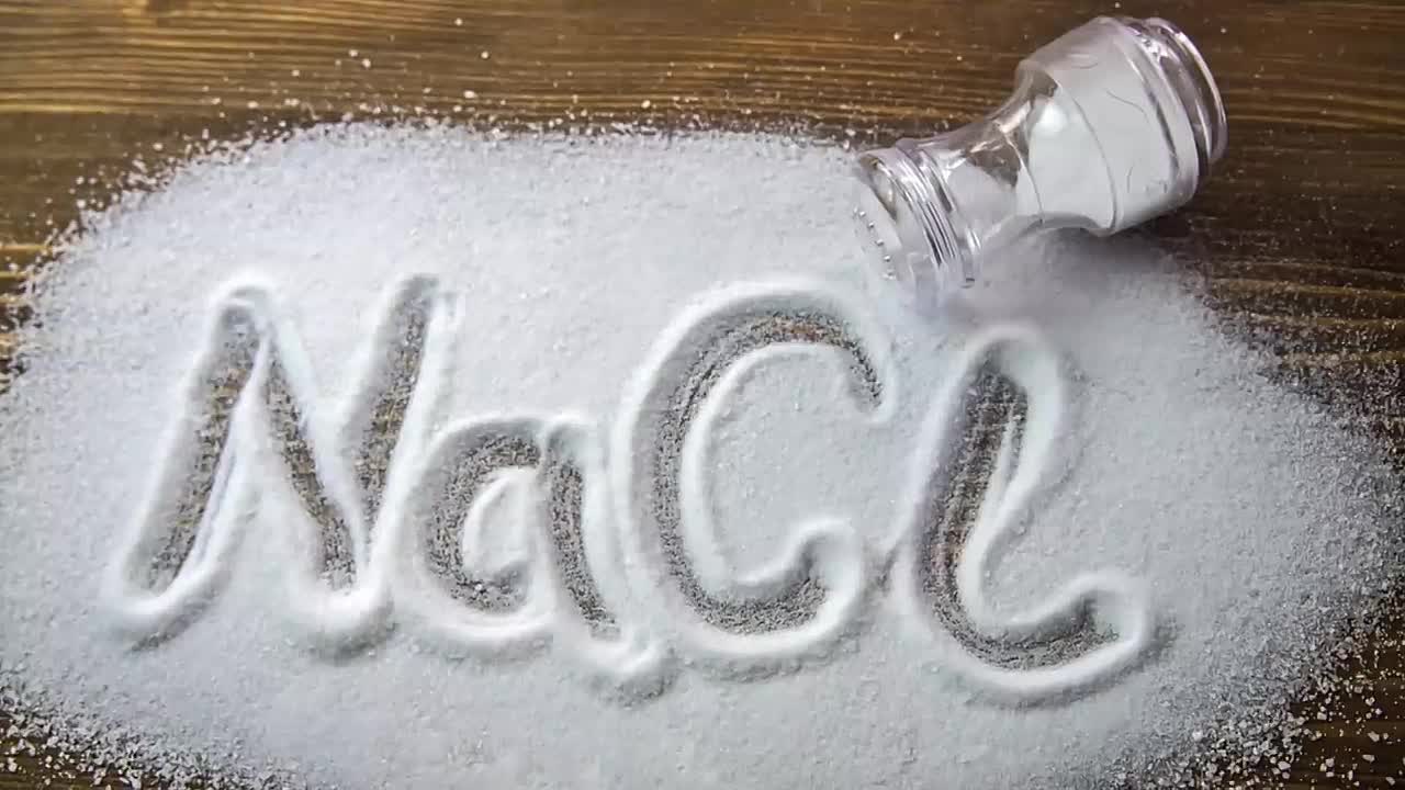 Rid Throat and Sinus Mucus with SALT!