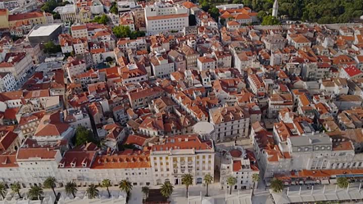 The Weekend Away 2022 HDRip XviD AC3-EVO