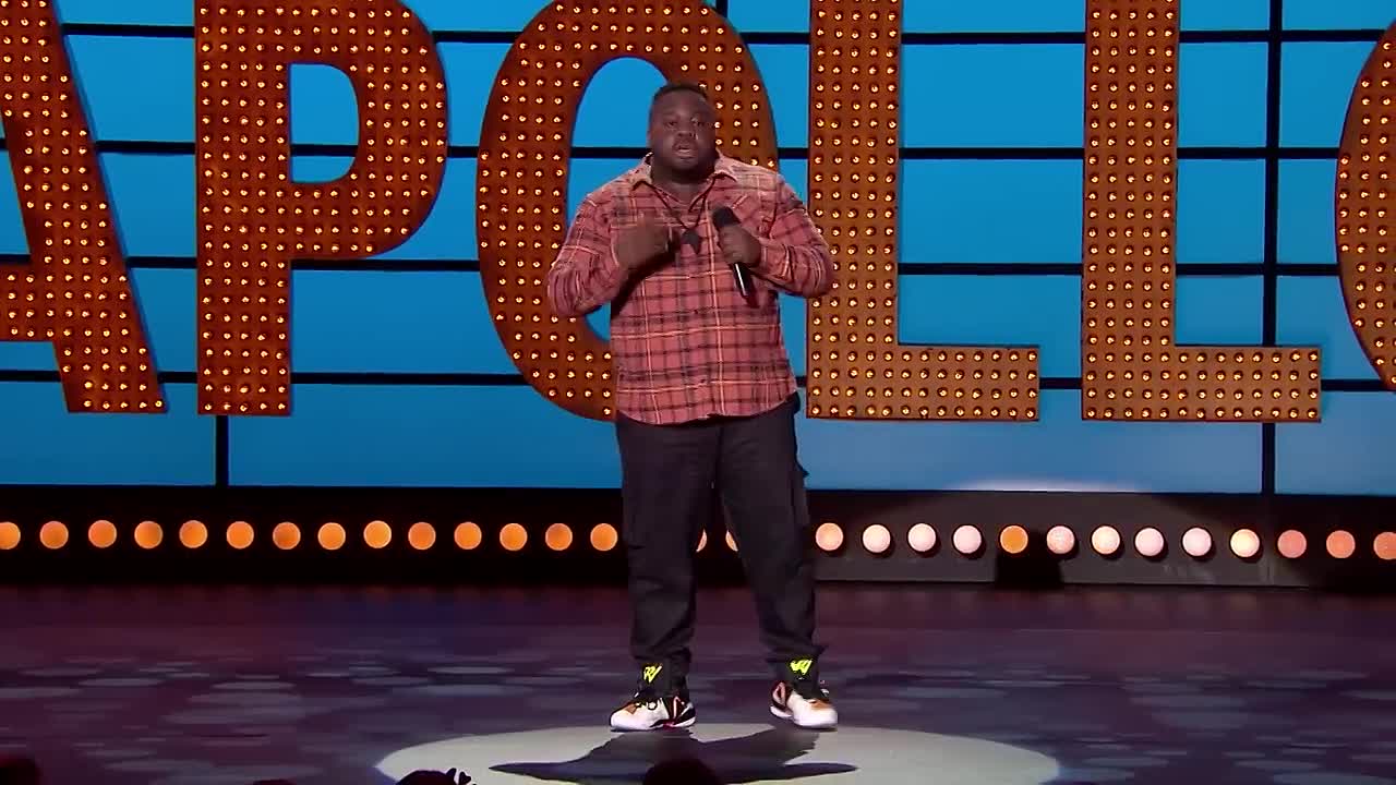 Nabil Abdulrashid Loves Annoying Racists  LIVE AT THE APOLLO