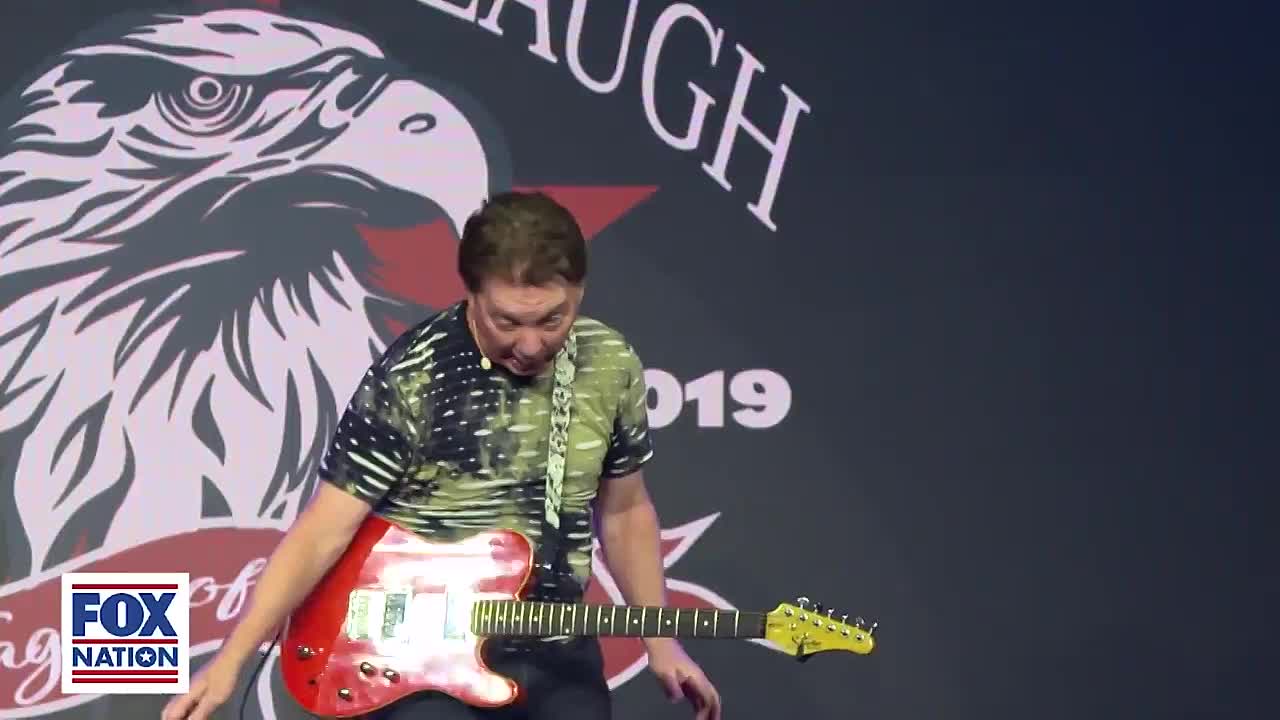 ⁣Michael Loftus The Freedom to Laugh 2020 720p WEB h264-JFF