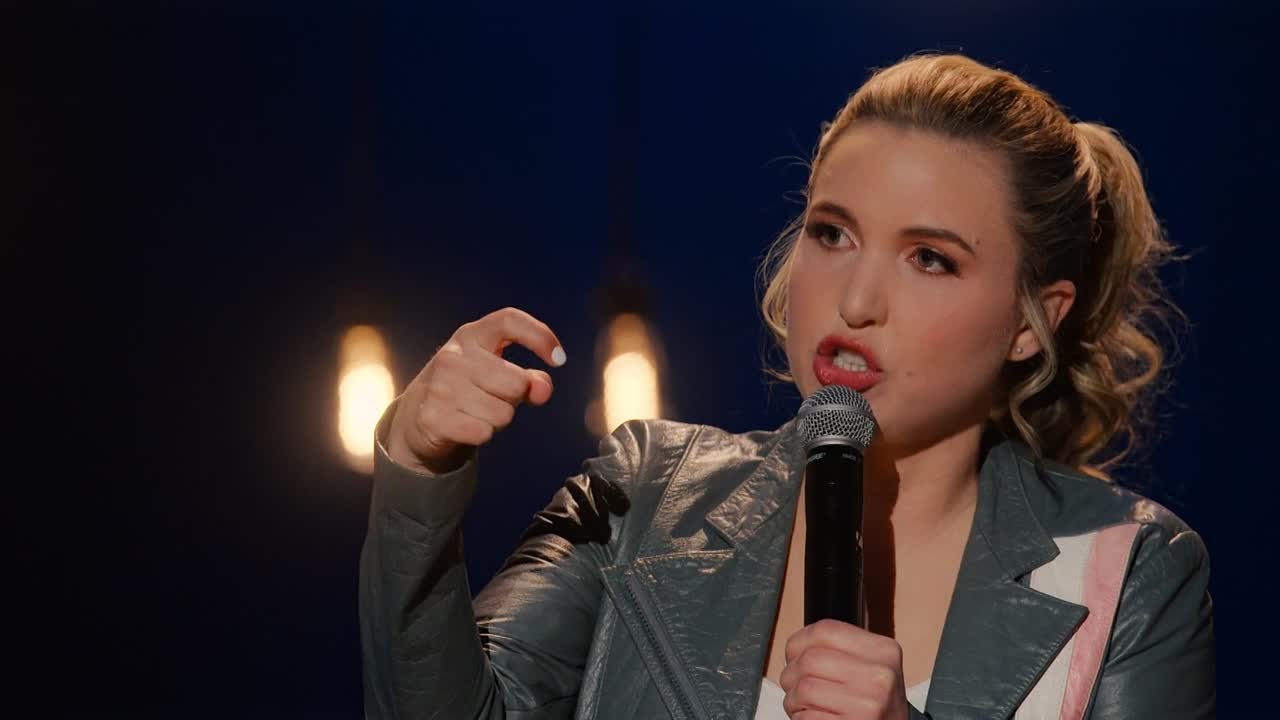 Taylor Tomlinson Look At You 2022 1080p WEBRip x264 AAC5 1-