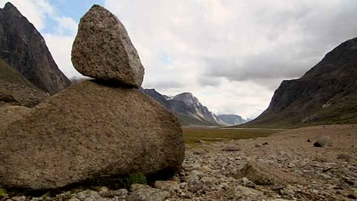 Journey to the Edge of the World - 02