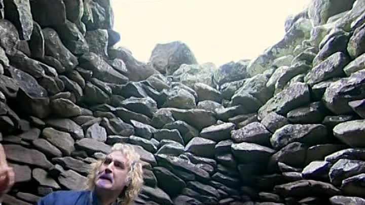 ⁣World Tour Of England, Ireland & Wales - 03