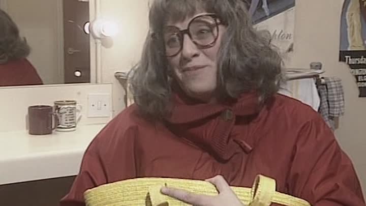 ⁣Victoria Wood Sold Out