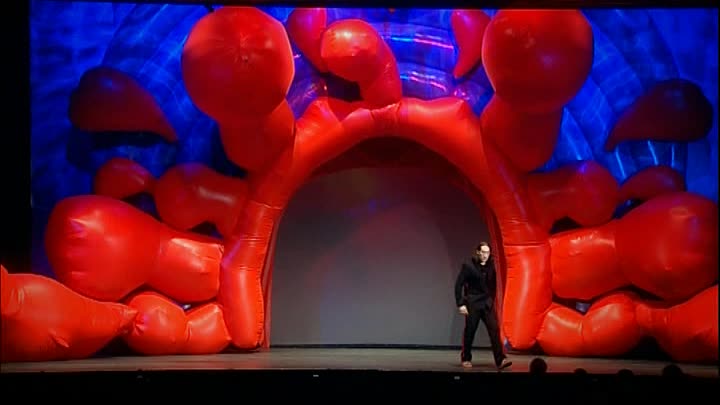 ⁣Ross Noble Live at the City Hall, Newcastle encore