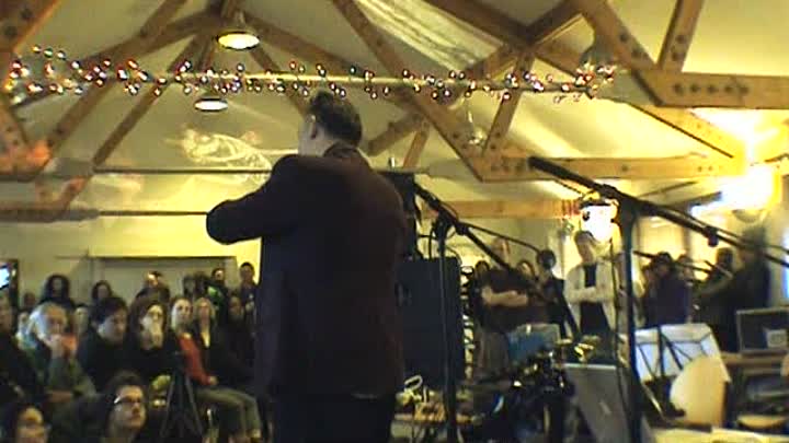 ⁣Stewart Lee performance at Pestival (fixed audio)