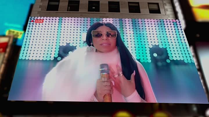 ⁣Honey Girls 2021 HDRip XviD AC3-EVO