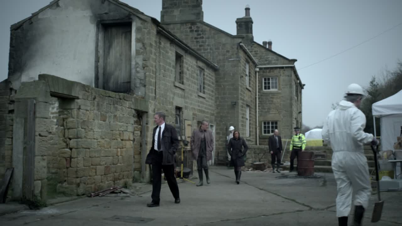 S01E04 -Playing with Fire