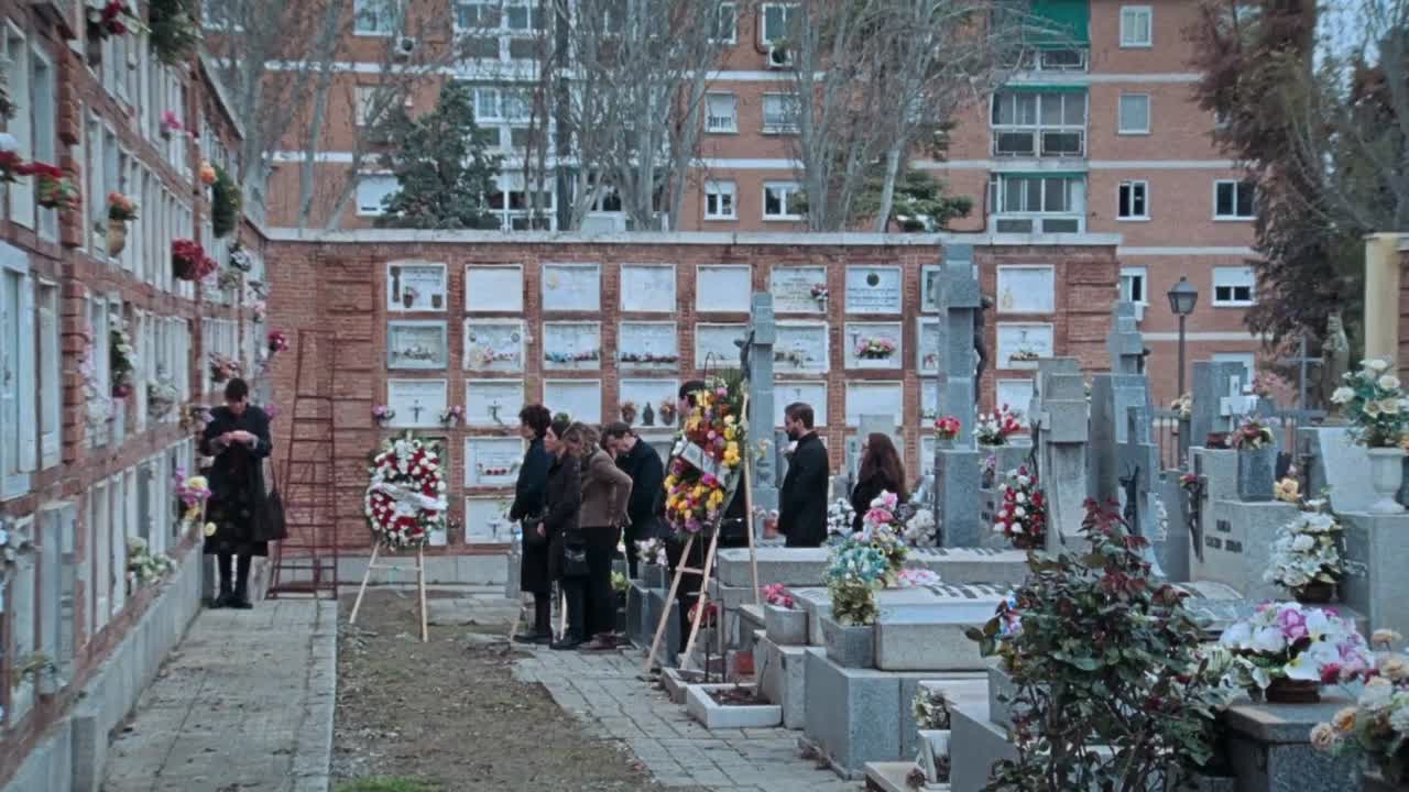 Que Nadie Duerma 2023 SPANISH HC ENG SUBS 1080p WEBRip x264 AAC5 1-