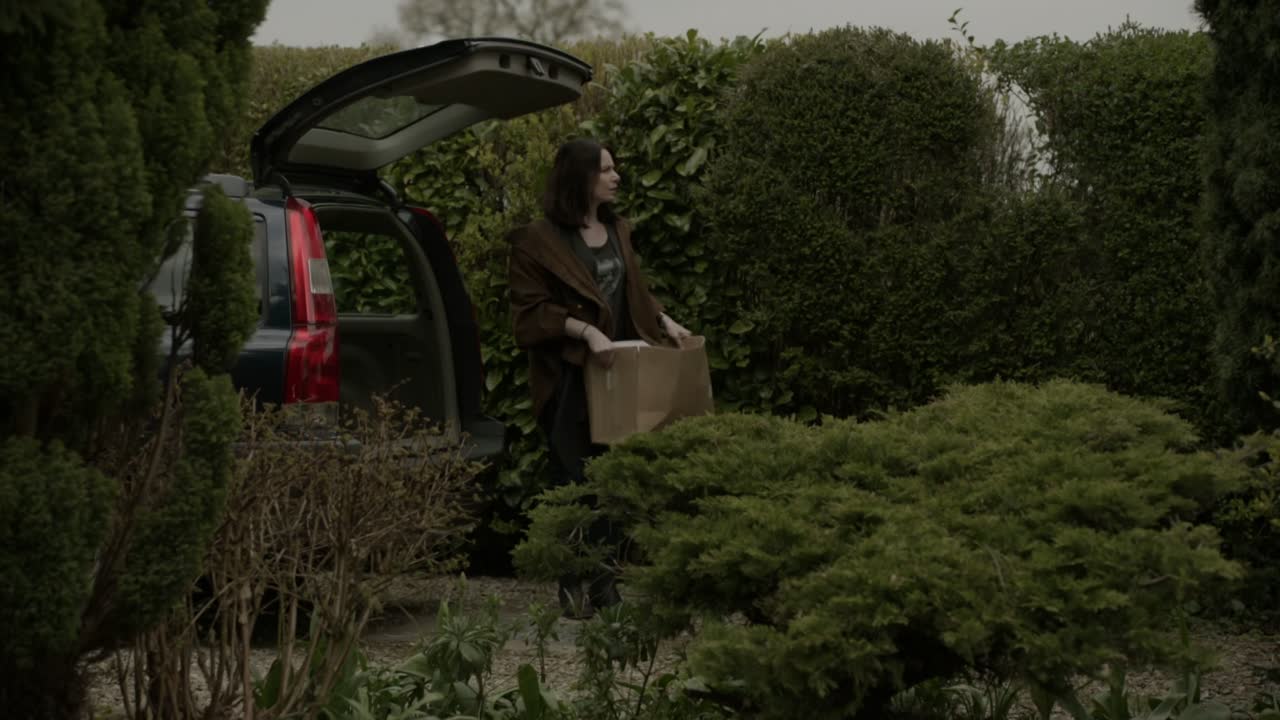 S05E01 -To Burn In Every Drop Of Bloods