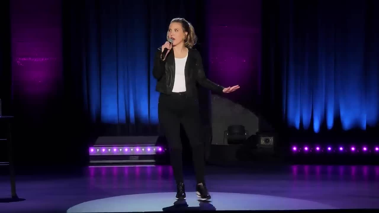 Taylor Tomlinson's Relationship Jokes