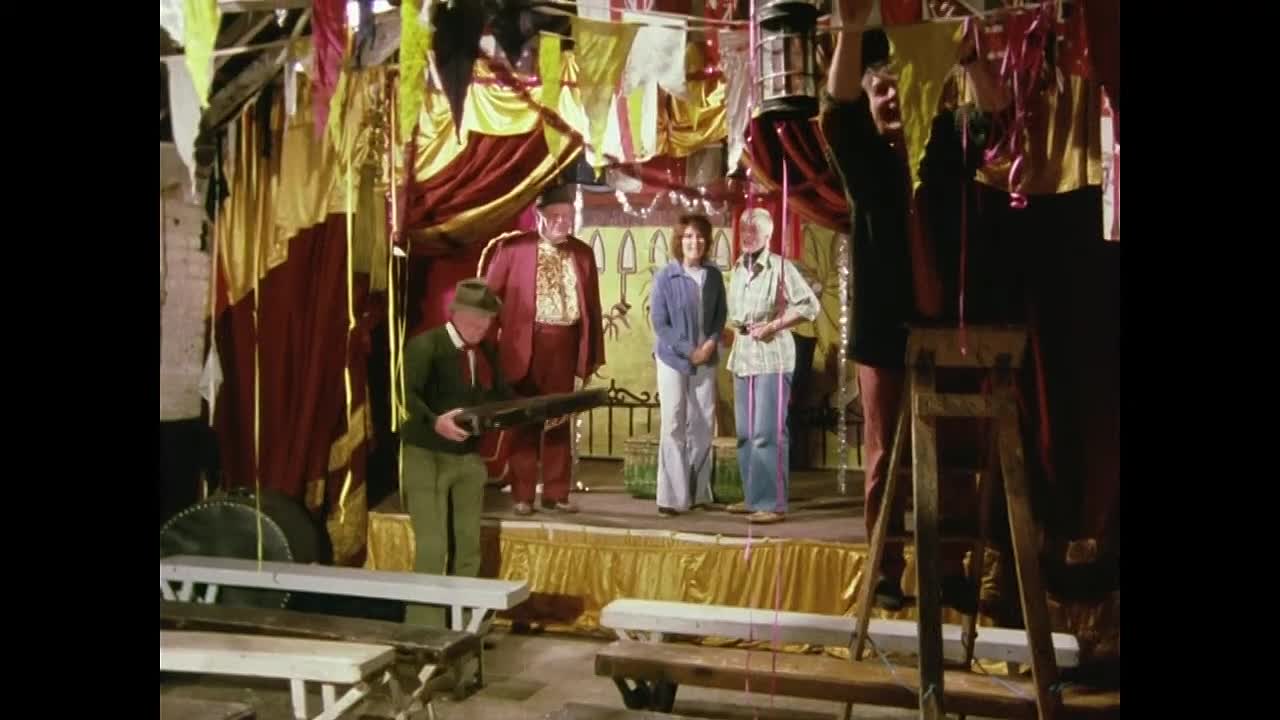 Five Go Down to the Sea -Part One- S02E12