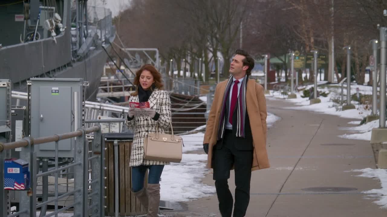 A Royal Christmas Holiday 2023 1080p WEBRip x264 AAC-