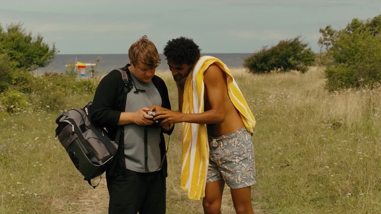 Roter Himmel 2023 GERMAN HC ENG SUBS 1080p WEBRip x264 AAC-