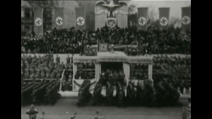 GreatMilitaryParadeInBerlin-20 04 1939_1