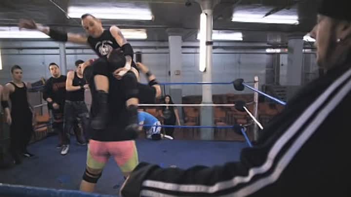 BumRush 2011 FRENCH SUBFORCED DVDRiP XViD Repack_1CD-AxM