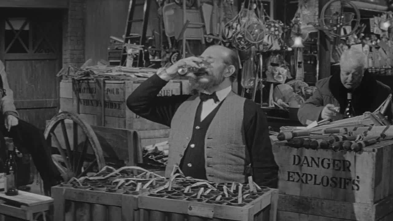 Jean Gabin - 1962 - Un Singe en Hiver DVDRip x264-NostaLgia