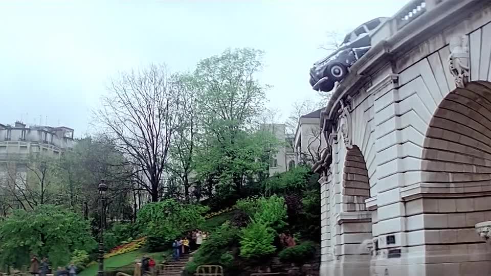 ⁣L Animal 1977 FRENCH WEBRip x264