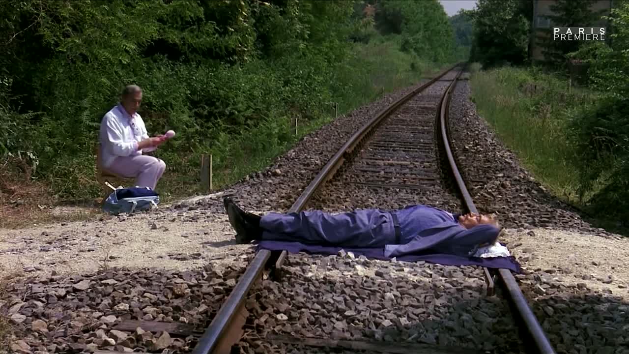 ⁣La Cage aux Folles 3 Elles se marient 1985 FRENCH 1080p HDTV x264 AAC-Wawacity cam