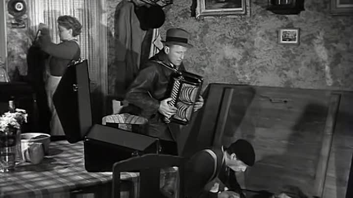 Louis De Funes - 1956 - La Traversee De Paris FRENCH DVDRiP XViD AC3-HuSh