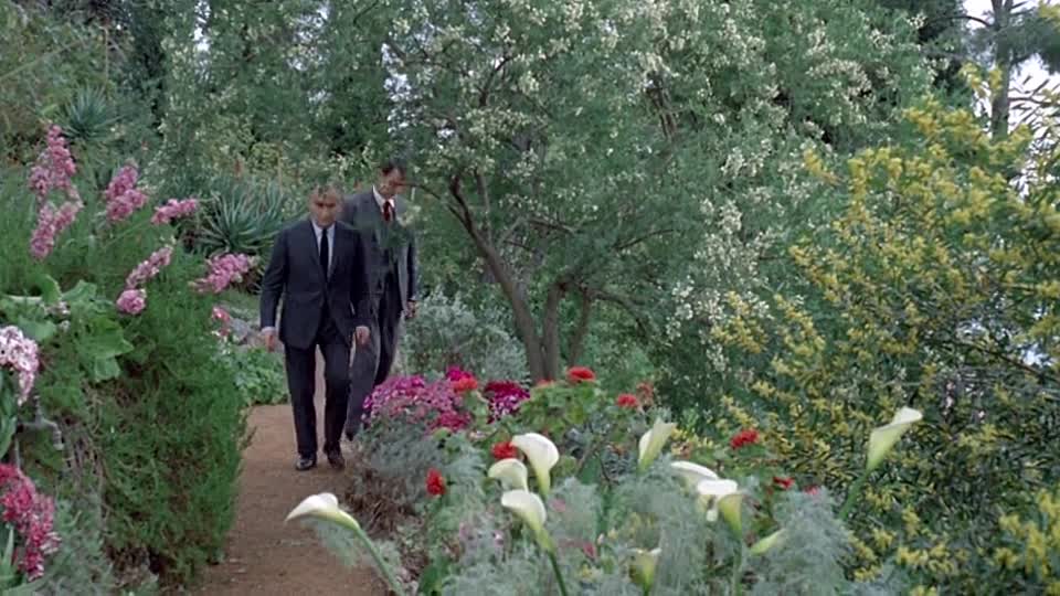 Louis De Funes - 1966 - Le Grand Restaurant FRENCH 720p BluRay x264 AAC-