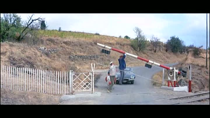 Louis De Funes - 1968 - Le Petit Baigneur French Dvdrip DivX