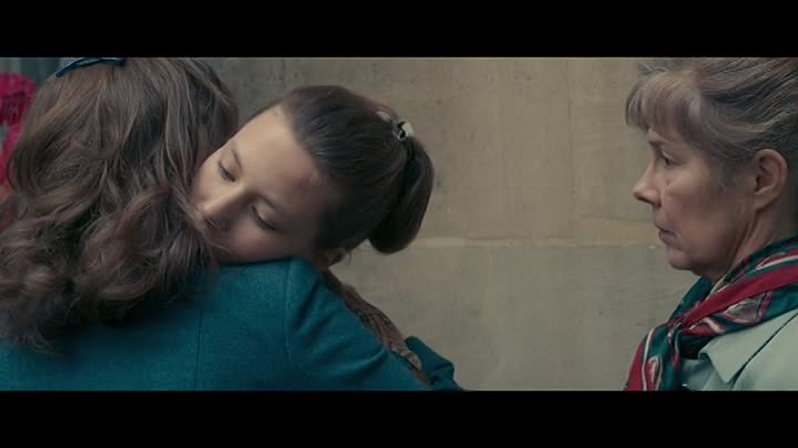 ⁣Madame Claude 2021 FRENCH WEB x264-LOST