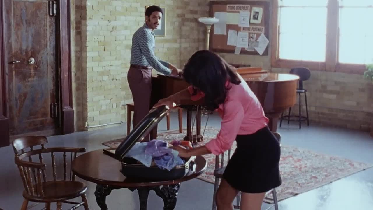 ⁣Livin' for Love -The Natalie Cole Story (2000)