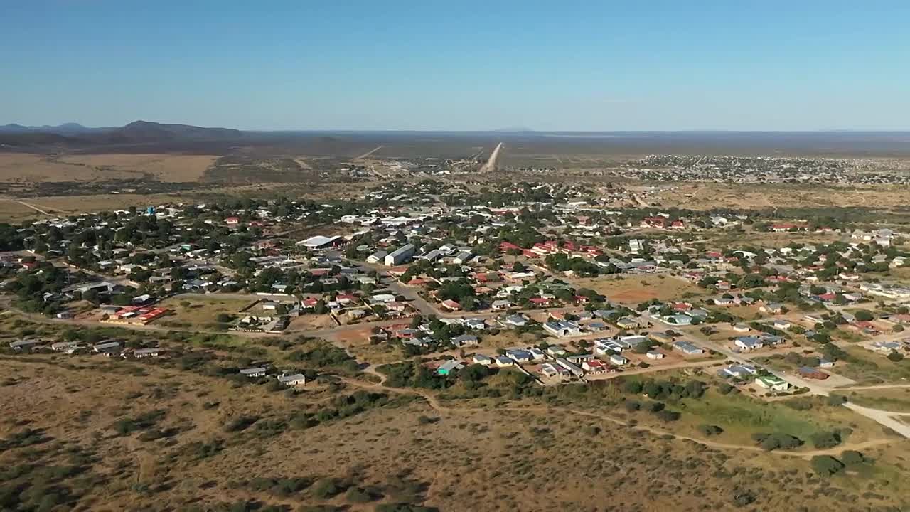 ⁣Namibia - Africa's New Far West (2022)