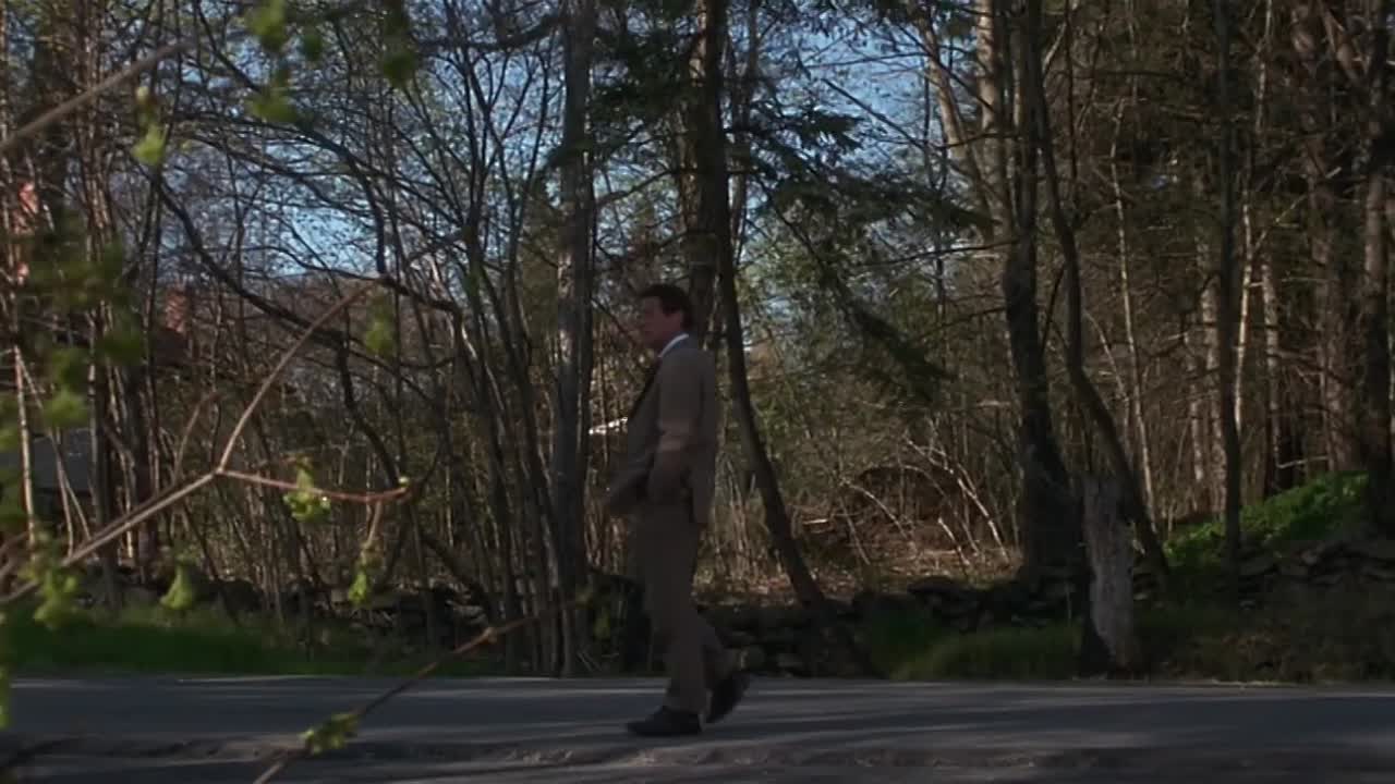 Love & Death in Long Island (1997)