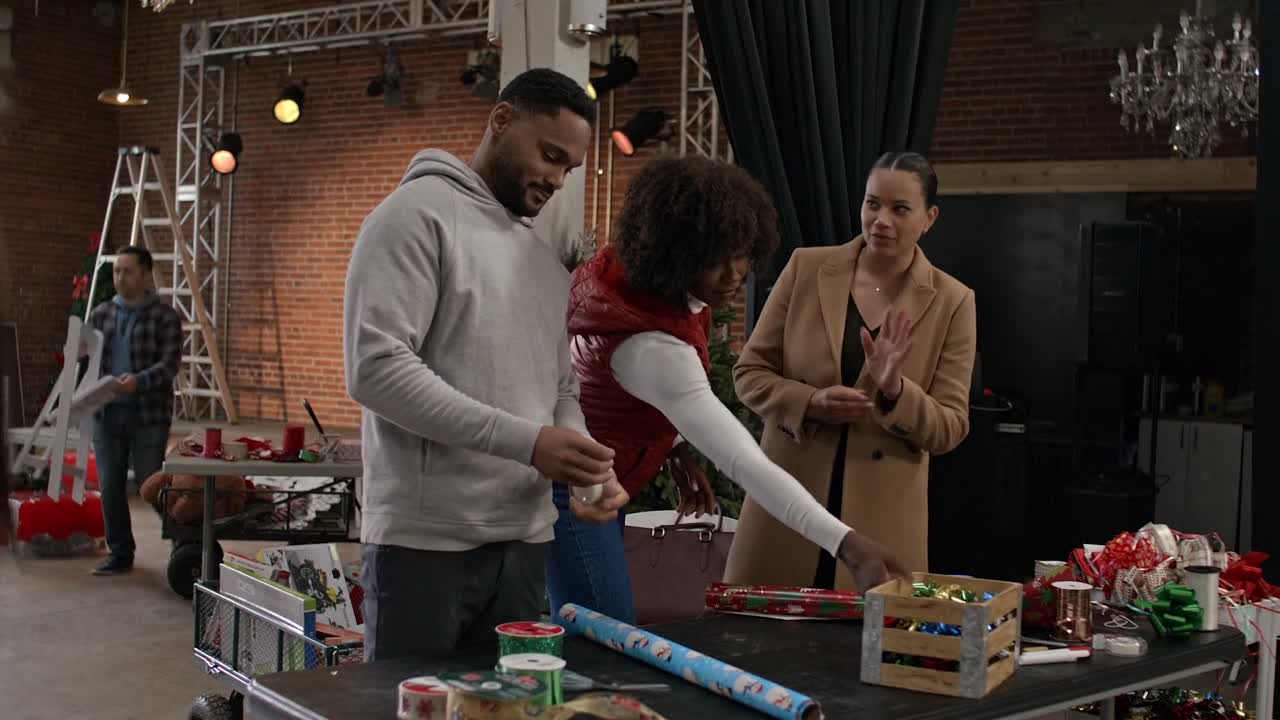 Christmas Of Yes 2023 1080p WEBRip x264 AAC-