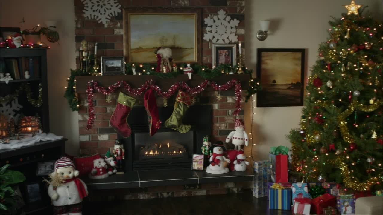 ⁣Its Christmas Carol 2012 1080p WEBRip x264 AAC-