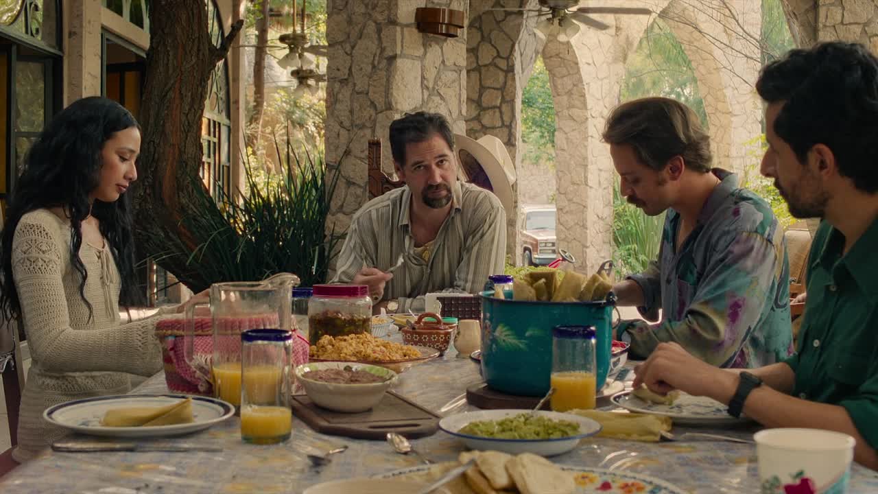 ⁣Down The Rabbit Hole 2024 SPANISH HC ENG SUBS 1080p WEBRip x264 AAC5 1-