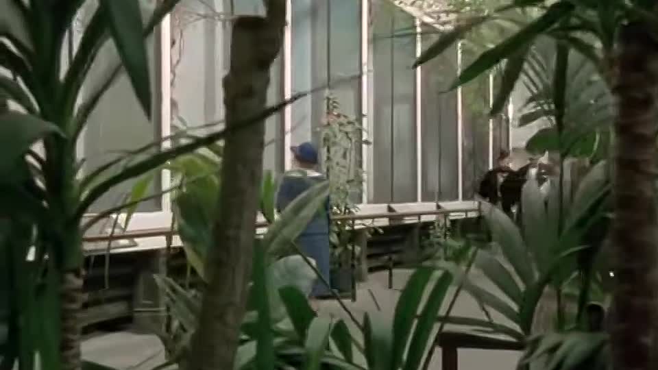 ⁣Poirot -The Incredible Theft