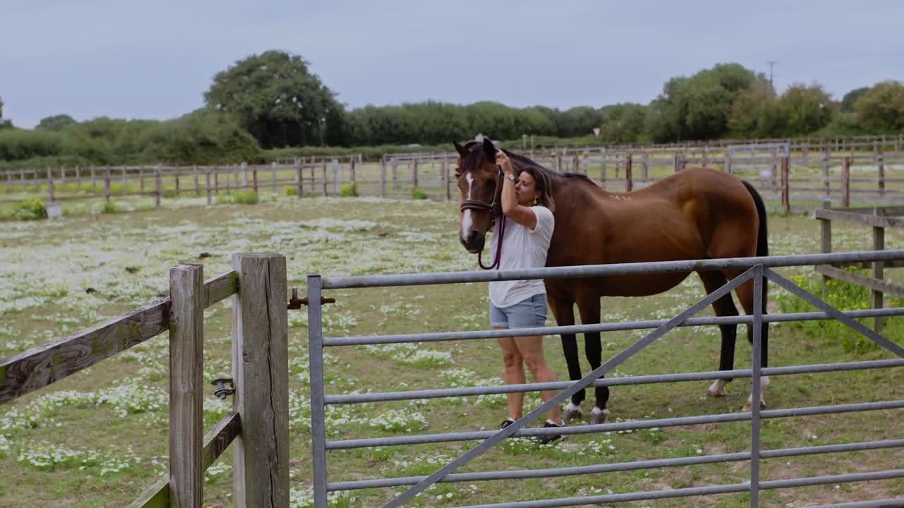 Catching Fire The Story Of Anita Pallenberg 2023 1080p WEBRip x264 AAC5 1-