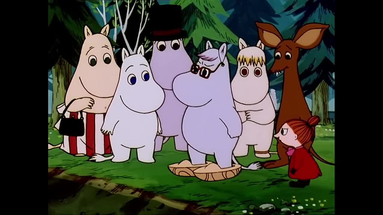 ⁣The Moomins E62 -Witch-Walking