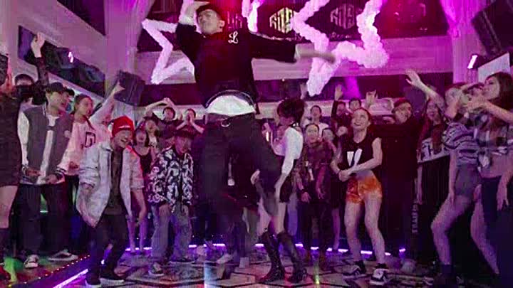 ⁣Step Up Year Of The Dance 2019 HDRip XviD AC3-EVO