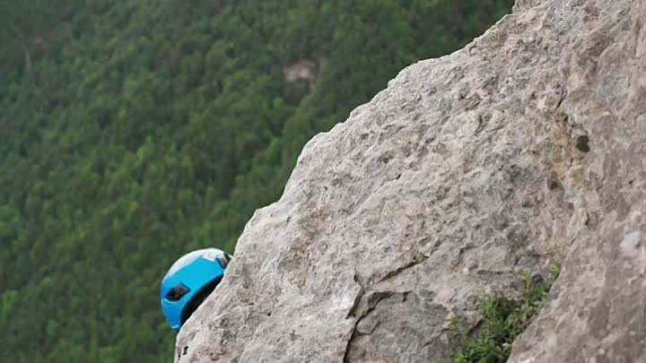 ⁣Summit Fever 2022 HDRip XviD AC3-EVO