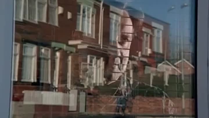 The Street S01 E03 The Flasher