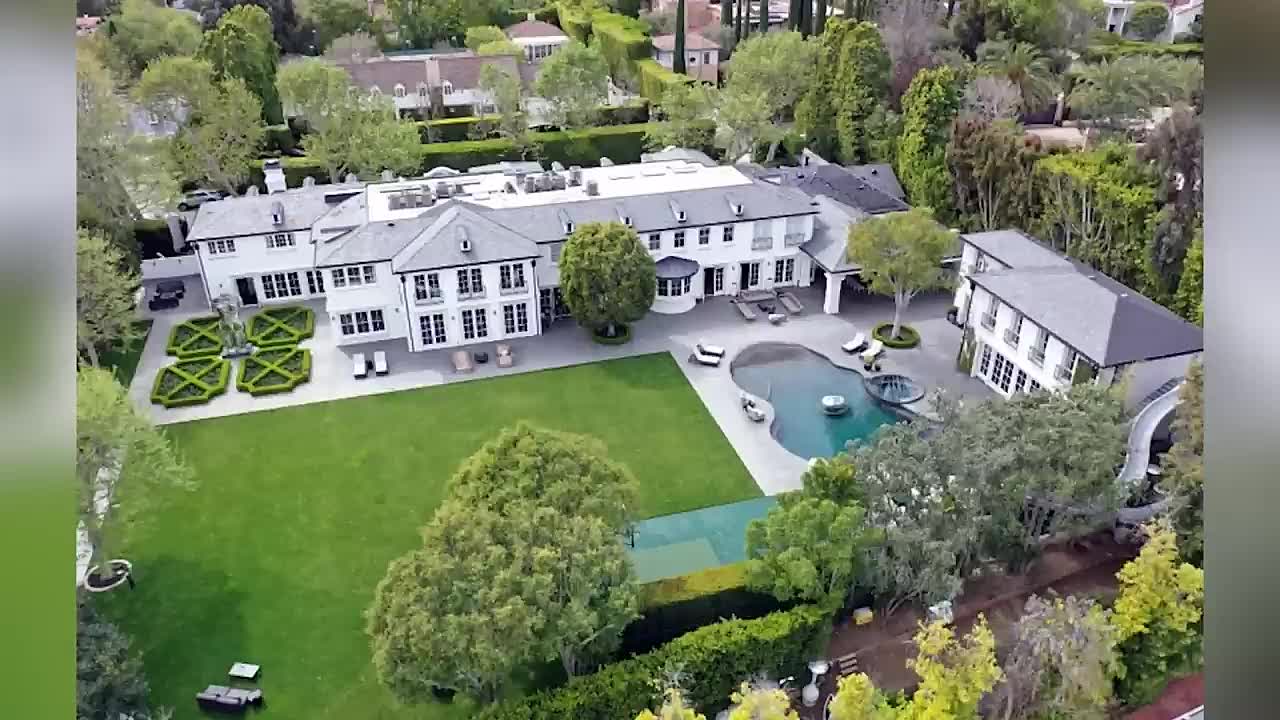 DIDDY DONE_ FEDS Raid Sean Combs for Sex Trafficking Charges