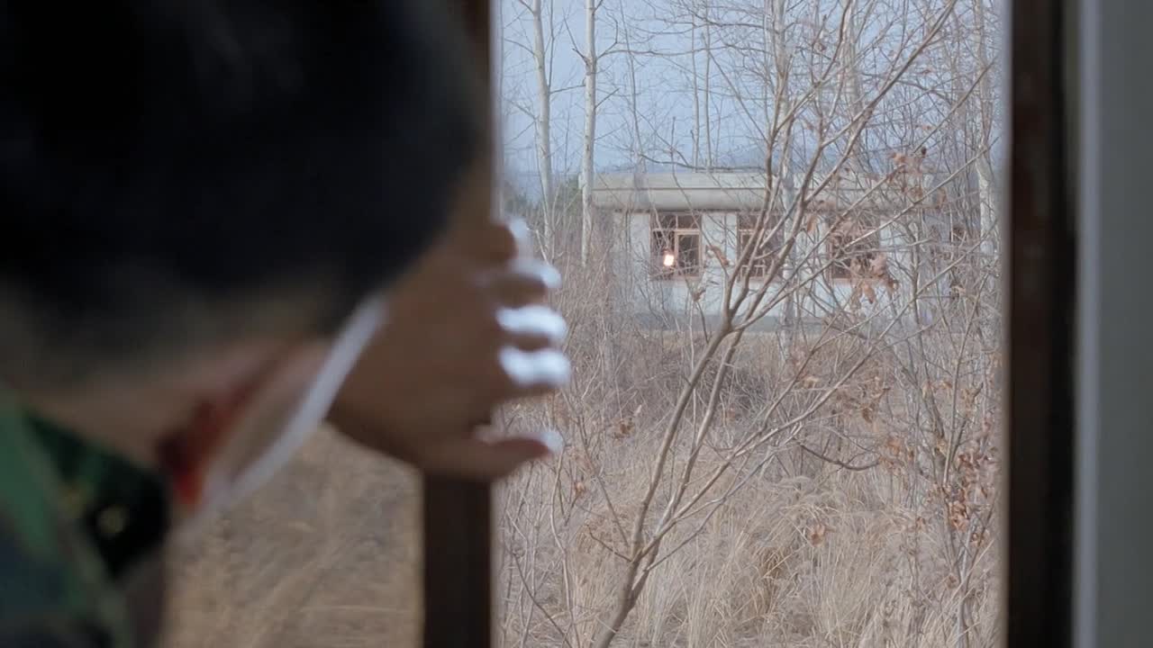 ⁣Joint Security Area 2000 KOREAN HC ENG SUBS 1080p BluRay x264 AAC5 1-