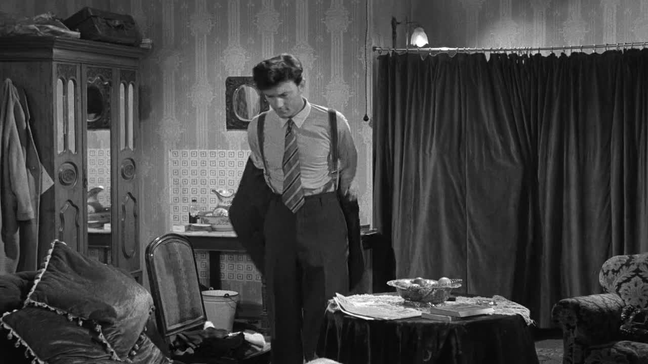 ⁣I Am A Camera 1955 1080p BluRay x264 AAC-