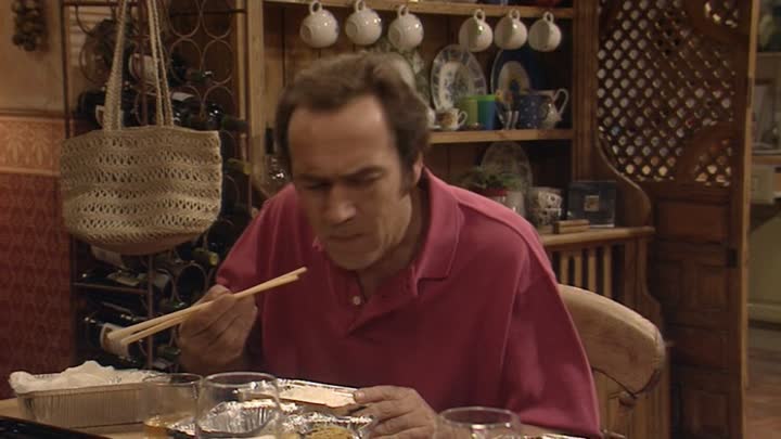 My Family (2000) - S01E03 - Droit de Seigneur Ben