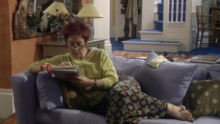 My Family (2000) - S01E07 - The Awkward Phase