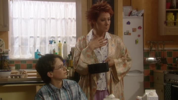 ⁣My Family (2000) - S02E11 - The Last Supper