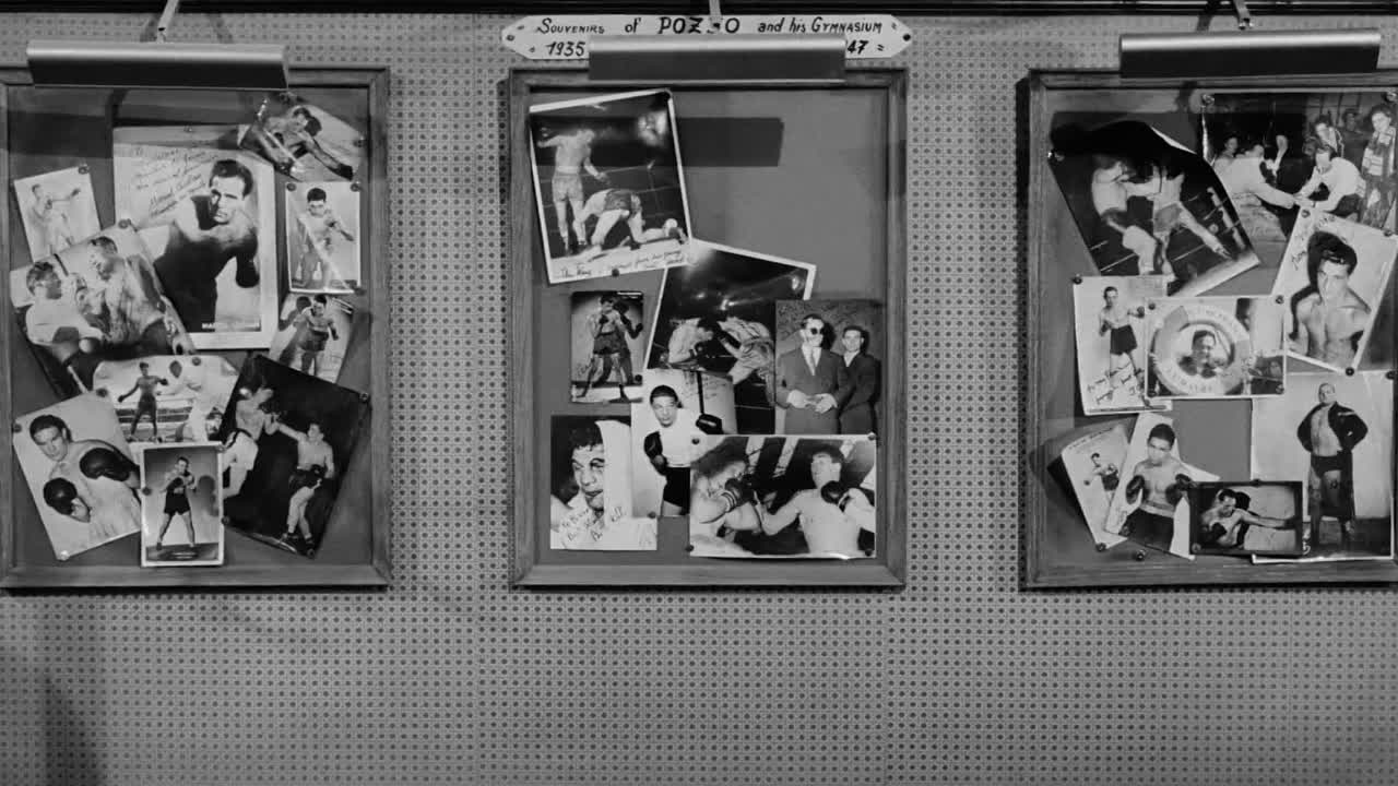 ⁣Jean Gabin - 1963 - Maigret Voit Rouge French 1080p BluRay x264 AAC-