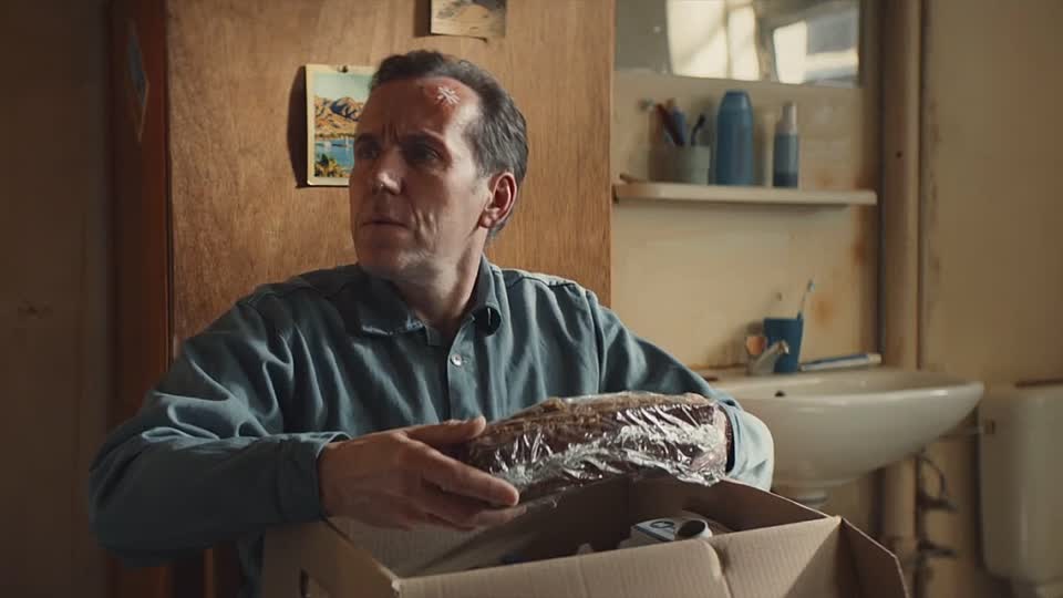 ⁣Professor T S03E01 -Heir to the Throne