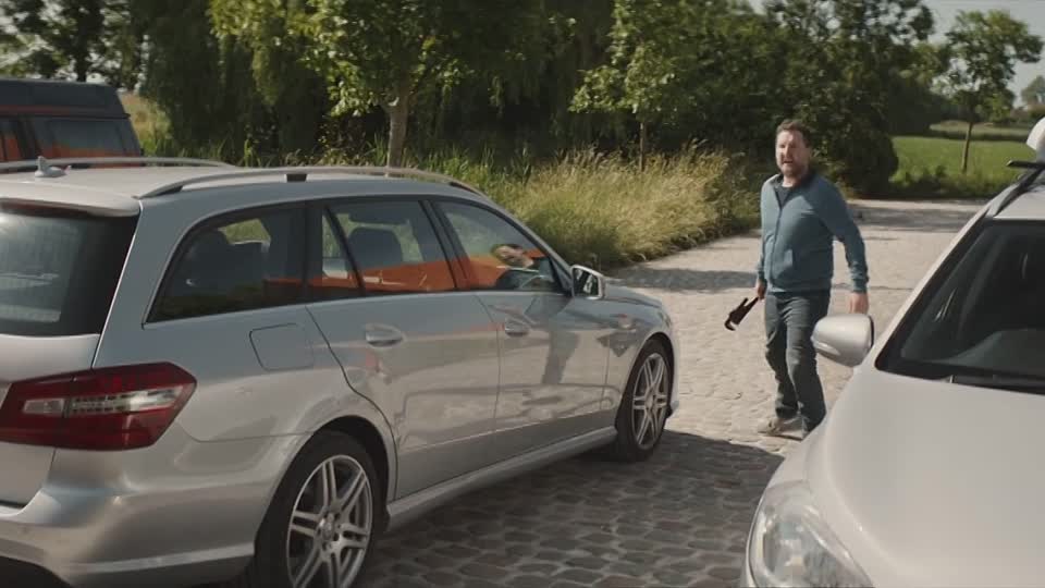 ⁣Professor T S03E06 -Attachment Issues