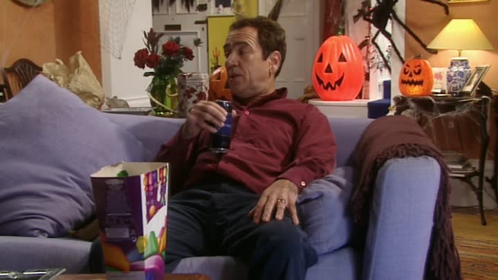 My Family (2000) - S04E08 - Friday the 31st